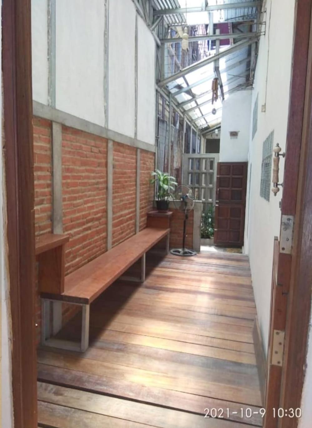 Greenkost Hostel Sintang Buitenkant foto